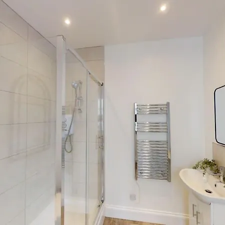 Apartment St Nicholas 6 Beds Flat *